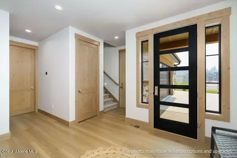 Entry Way - 509 E Sandmyrtle Ave, Hayden, ID 83835 photo 1 of 2