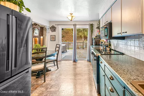Kitchen - 504 S Fourth St, Osburn, ID 83849 photo 2 of 2