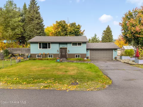 Exterior - 504 S Fourth St, Osburn, ID 83849 photo 2 of 5