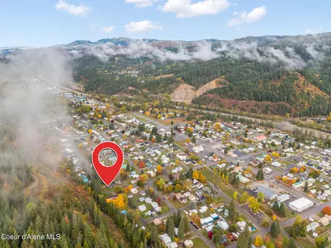 View/Area - 504 S Fourth St, Osburn, ID 83849 photo 2 of 3
