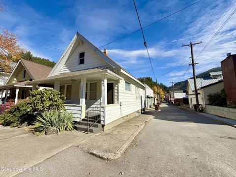 307 3rd St, Wallace, ID 83873 photo 2