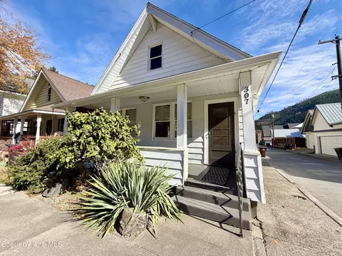 307 3rd St, Wallace, ID 83873 photo 3