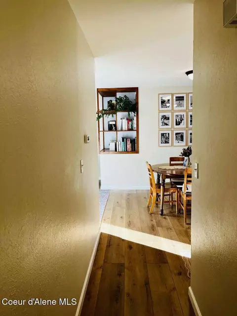 Entry Way - 403 Emerald Dr, Kellogg, ID 83837 photo 1 of 1