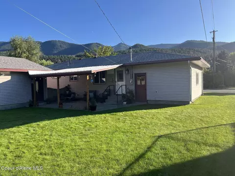 Exterior - 403 Emerald Dr, Kellogg, ID 83837 photo 4 of 10