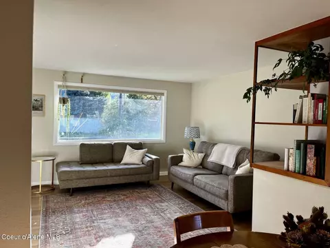 Living - 403 Emerald Dr, Kellogg, ID 83837 photo 1 of 2