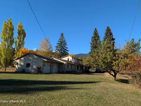 Exterior - 242 Pinecrest Rd, Sandpoint, ID 83864 photo 1 of 15