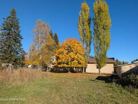 Exterior - 242 Pinecrest Rd, Sandpoint, ID 83864 photo 4 of 15