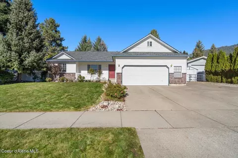 2055 E Briarleaf Ave, Coeur D'alene, ID 83815
