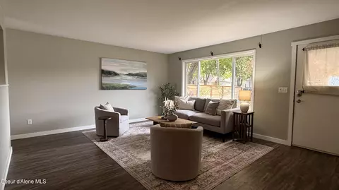 Living - 216 S 4th Ave, Sandpoint, ID 83864 photo 2 of 2