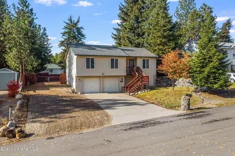 31725 N Middle Ave, Spirit Lake, ID 83869