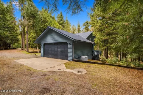Exterior - 320 Sunny Shores Loop, Sagle, ID 83860 photo 3 of 13