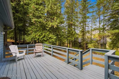 Exterior - 320 Sunny Shores Loop, Sagle, ID 83860 photo 5 of 13