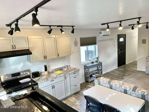 Kitchen - 9660 E Highway 54, Athol, ID 83801 photo 3 of 3