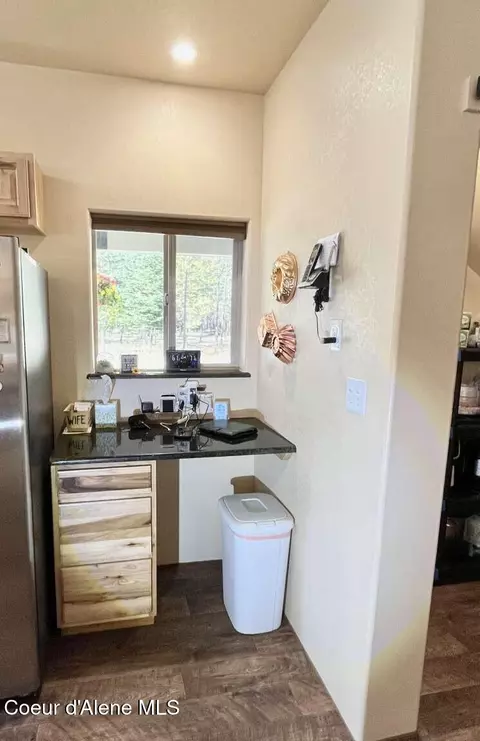 Kitchen - 9660 E Highway 54, Athol, ID 83801 photo 1 of 3