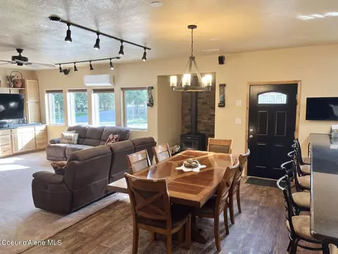 Dining - 9660 E Highway 54, Athol, ID 83801 photo 1 of 1