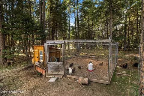 Exterior - 344 Duffy Ln, Sagle, ID 83860 photo 9 of 17