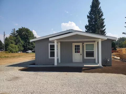 230 Ash St, Ponderay, ID 83852