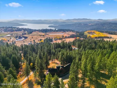 16632 S Rockford Heights Rd, Coeur D'alene, ID 83814