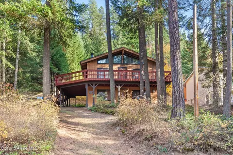 942 W Kidd Island Rd, Coeur D'alene, ID 83814