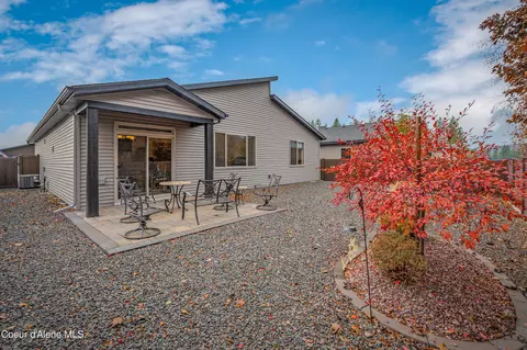 Exterior - 13958 N Rainier Loop, Rathdrum, ID 83858 photo 4 of 10