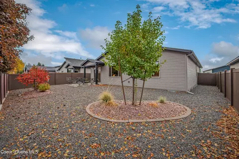 Exterior - 13958 N Rainier Loop, Rathdrum, ID 83858 photo 5 of 10