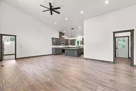 Living - 1303 Pellens Rd, Pinehurst, ID 83850 photo 1 of 3