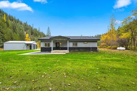 Exterior - 1303 Pellens Rd, Pinehurst, ID 83850 photo 10 of 12
