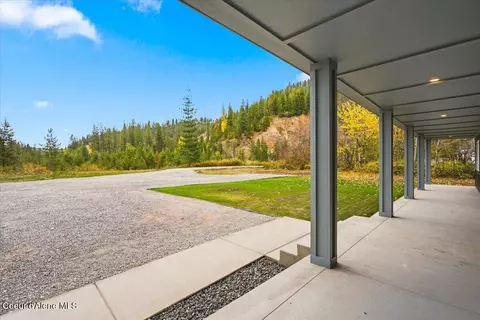 Exterior - 1303 Pellens Rd, Pinehurst, ID 83850 photo 6 of 12