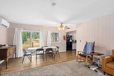 Dining - 1179 Cooper St, Plummer, ID 83851 photo 2 of 2