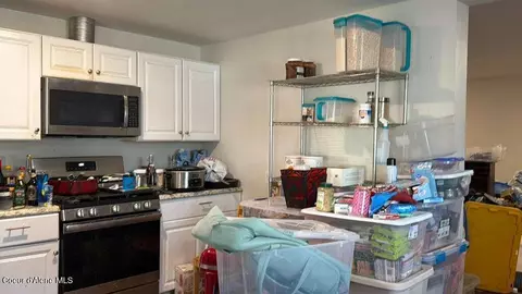 Kitchen - 918 N Ella Ave, Sandpoint, ID 83864 photo 1 of 2