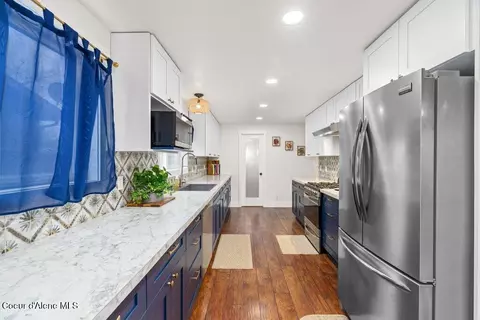 Kitchen - 1610 E 1st Ave, Post Falls, ID 83854 photo 1 of 4