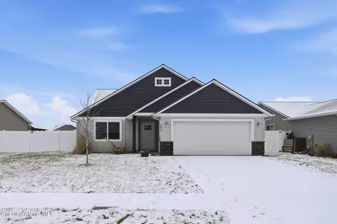 5830 W Irish Dr, Rathdrum, ID 83858
