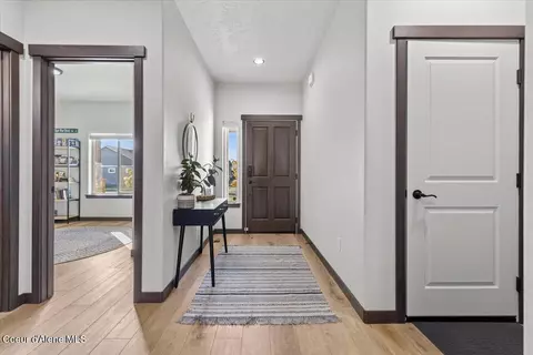 Entry Way - 3049 E Cinder Ave, Post Falls, ID 83854 photo 3 of 10