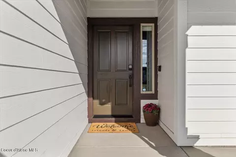 Entry Way - 3049 E Cinder Ave, Post Falls, ID 83854 photo 1 of 10