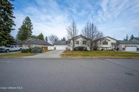 1201 W Edgewood Cir, Coeur D'alene, ID 83815