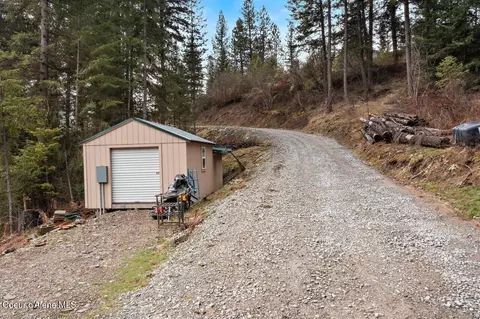754 Paradise Ln, Pinehurst, ID 83850 photo 8