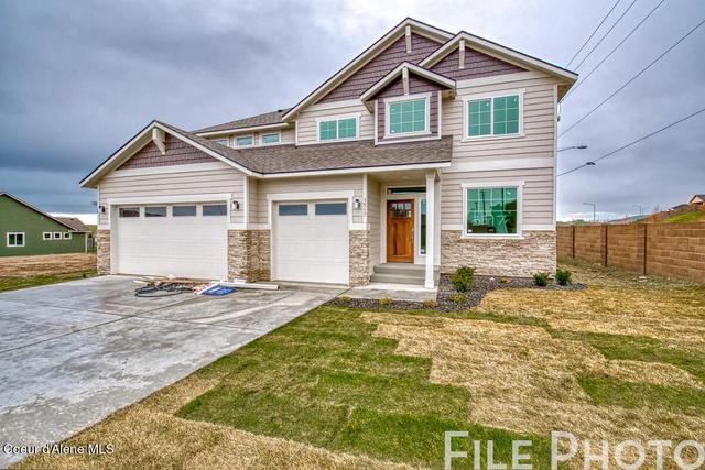 8975 Bedwell St, Rathdrum, ID 83858