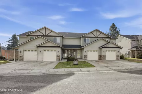 176 E Maryanna Ln, Hayden, ID 83835