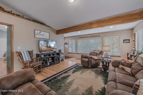 Living - 251 E Park Ave, Harrison, ID 83833 photo 3 of 3