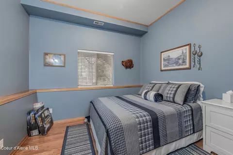 Bedroom - 251 E Park Ave, Harrison, ID 83833 photo 9 of 10