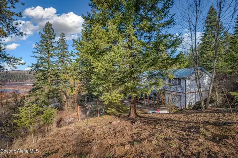Exterior - 251 E Park Ave, Harrison, ID 83833 photo 11 of 14