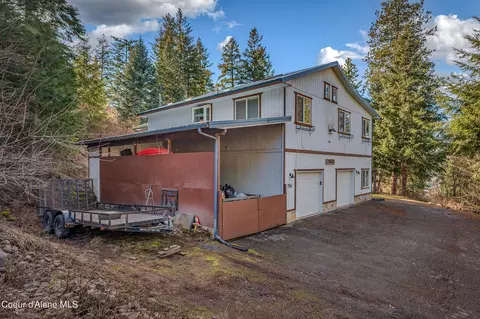 Exterior - 251 E Park Ave, Harrison, ID 83833 photo 6 of 14