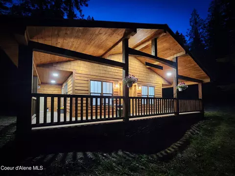 109 E Kamloop Ave, Bayview, ID 83803