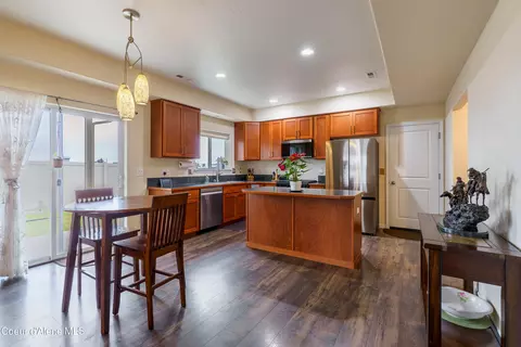 Kitchen - 3804 E Bogie Dr, Post Falls, ID 83854 photo 1 of 5