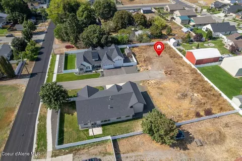 1255 W Orchard Ave, Hayden, ID 83835