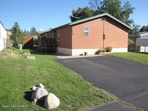 17580 W Santiago Cir, Post Falls, ID 83854