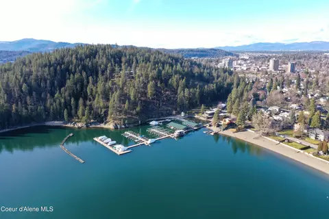 1100 E Lakeshore Dr #B7, Coeur D'alene, ID 83814