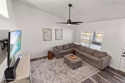 Living - 5079 E Portside Ct, Post Falls, ID 83854 photo 2 of 2