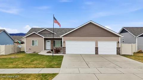 6637 W Rambo St, Rathdrum, ID 83858