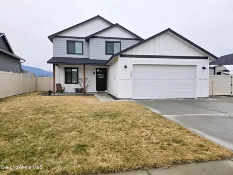 5627 W Gumwood Cir, Post Falls, ID 83854